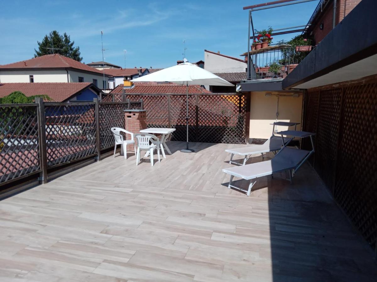 J13 Appartamento Con Spa Privata Pavia Exterior photo